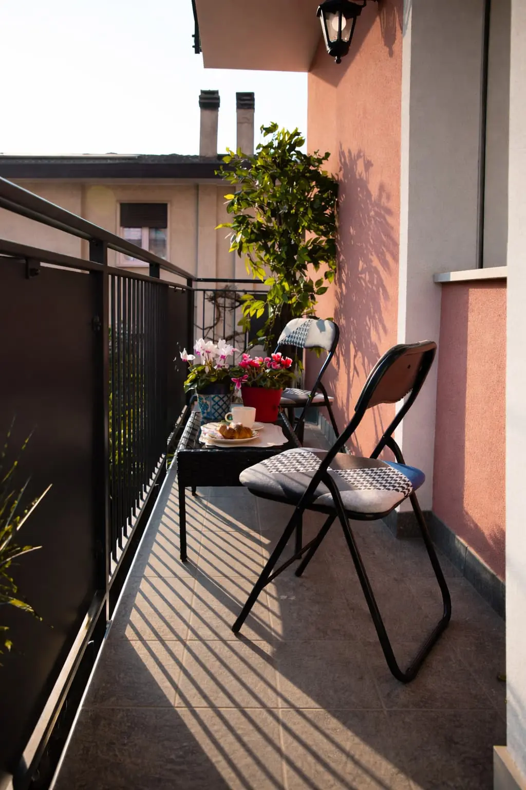 Indaco Apartments — dettagli